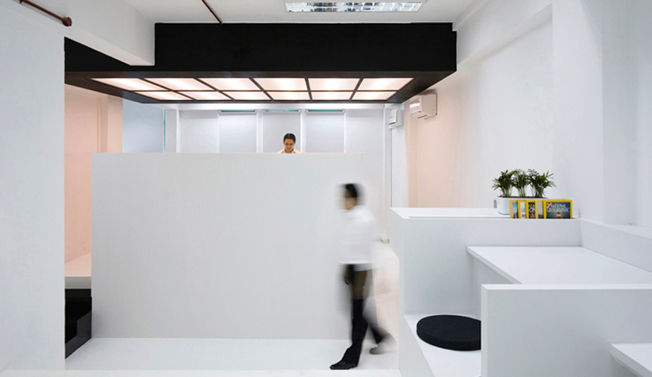 Studio SKLIM’s super-minimalist Thin Office