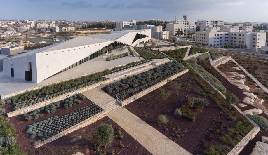 Palestinian Museum Echoes the Landscape and Speaks to the Past