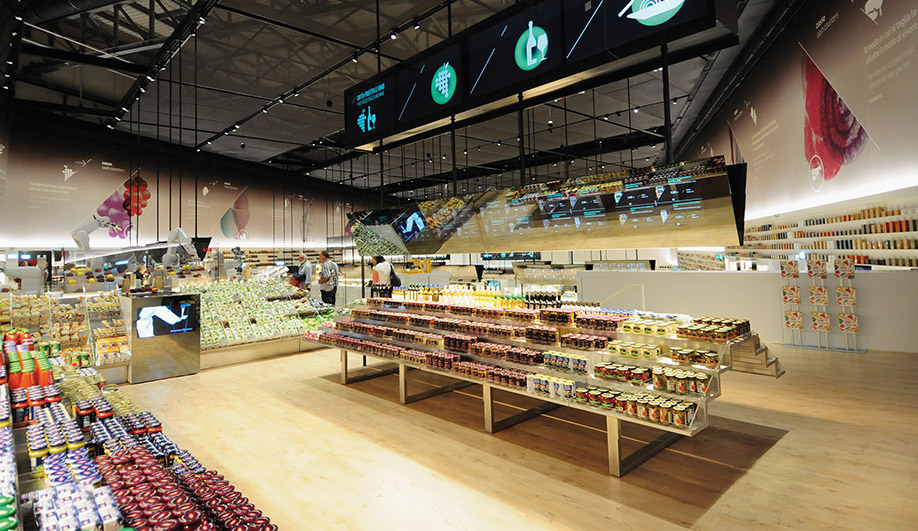 The Supermarket of the Future Opens in Milan
