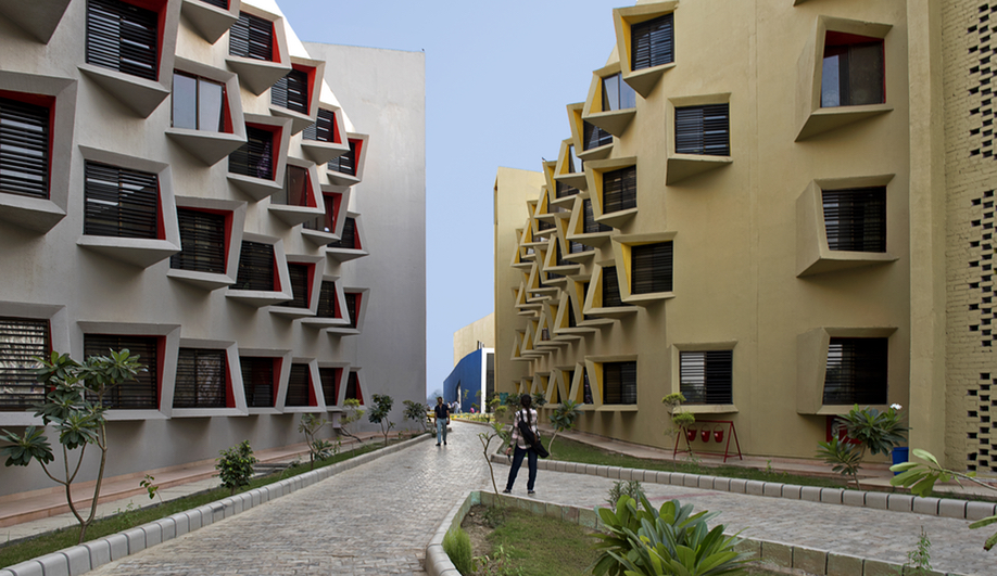 Sanjay Puri’s Student Residence is Inspired by Mathura’s Streets