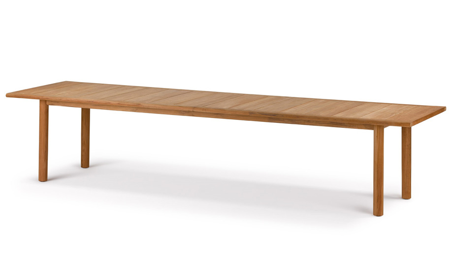 Tibbo Table by Dedon