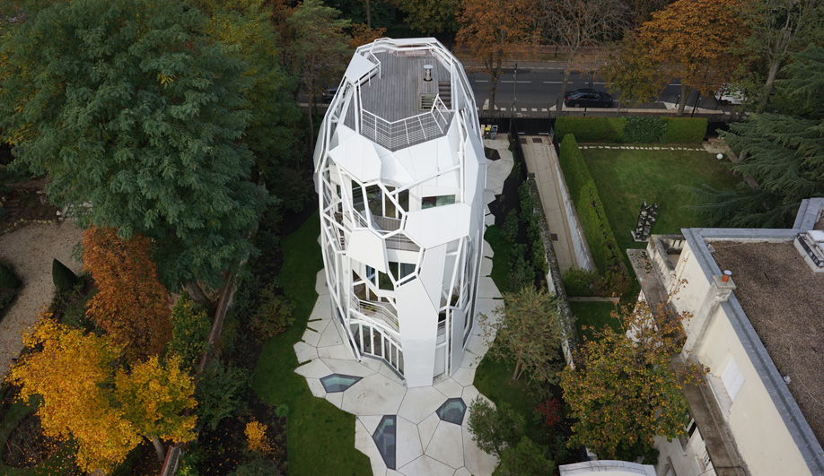 Connected House is an Architectural Experiment at the Edge of Paris