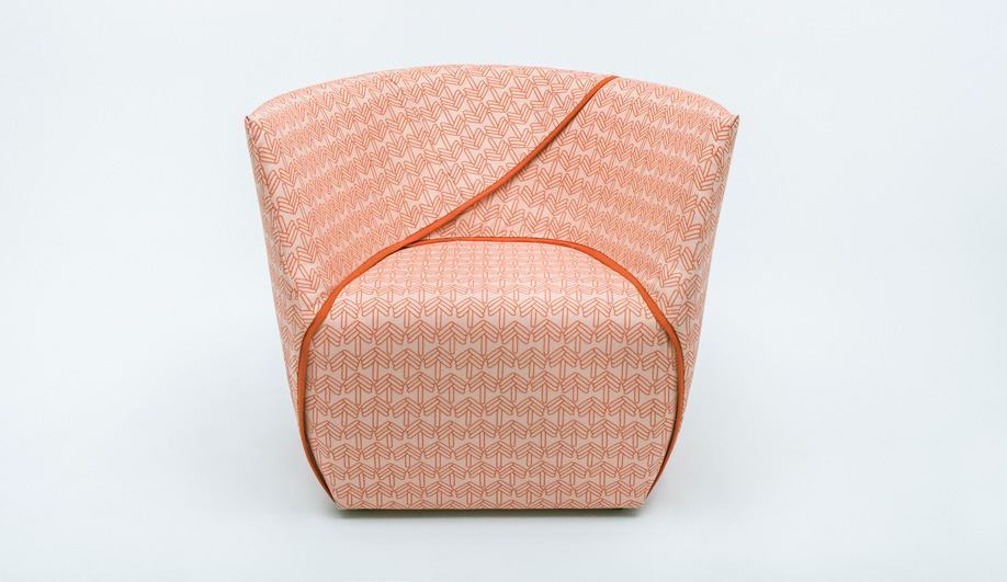 Contemporary Polish design culture: Comforty's Ume chair