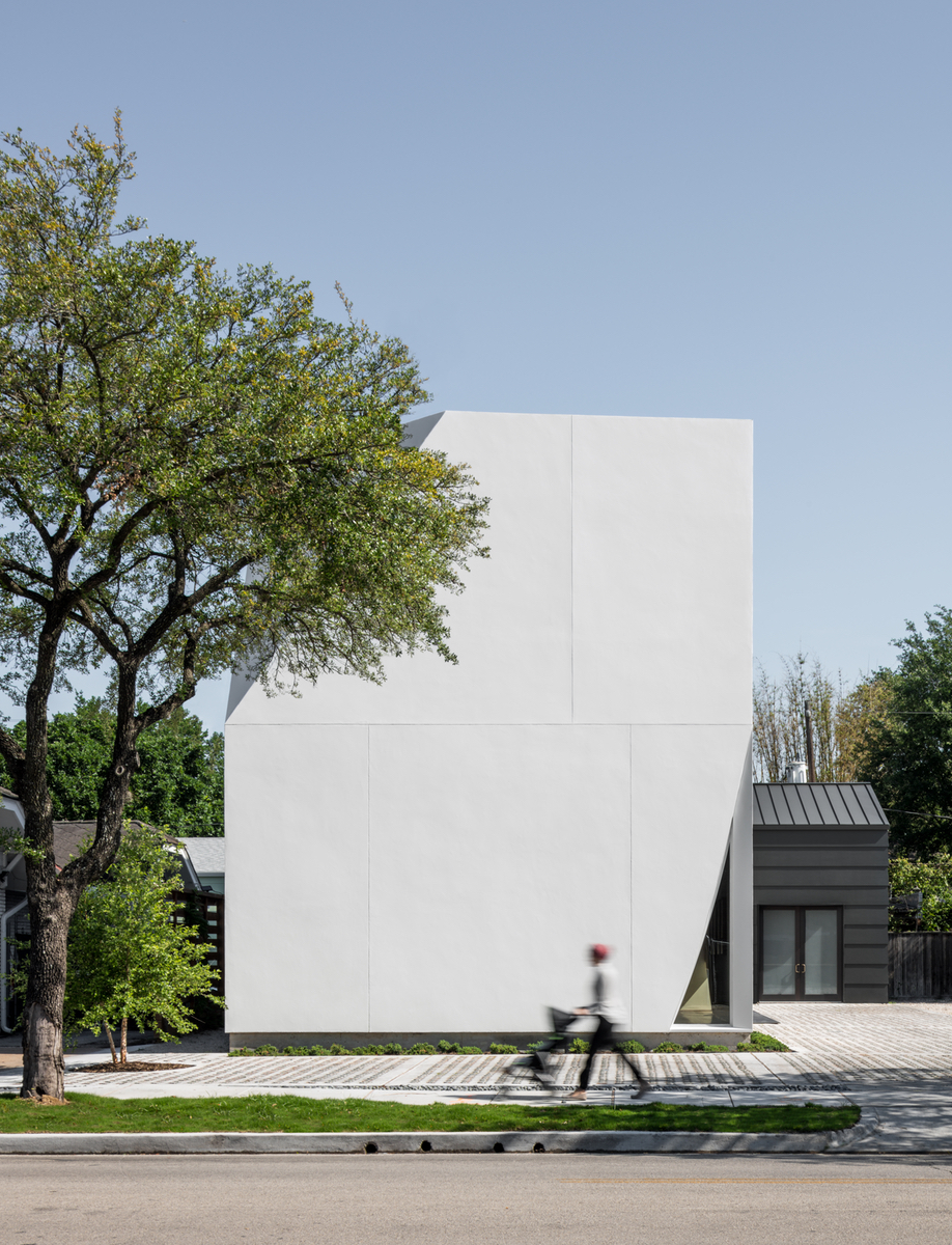 The exterior of Houston's Transart Foundation for Art and Anthropology