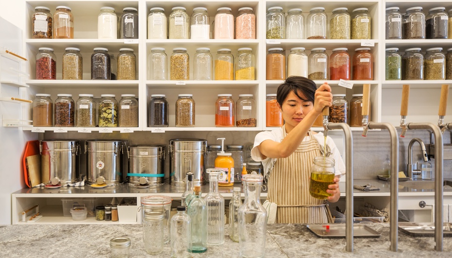 Scott & Scott Designs a Zero-Waste Store for Vancouver’s Kitchen Staples
